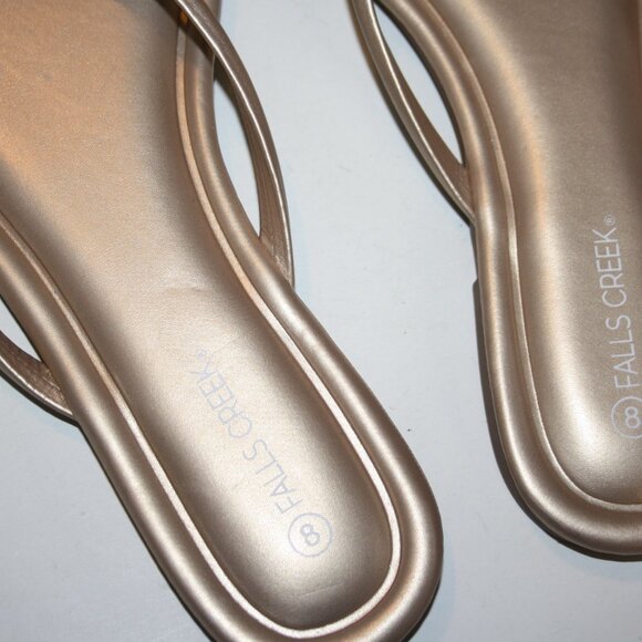 Beautiful gold NWOT Falls Creek flip flops size 8 - Picture 5 of 6